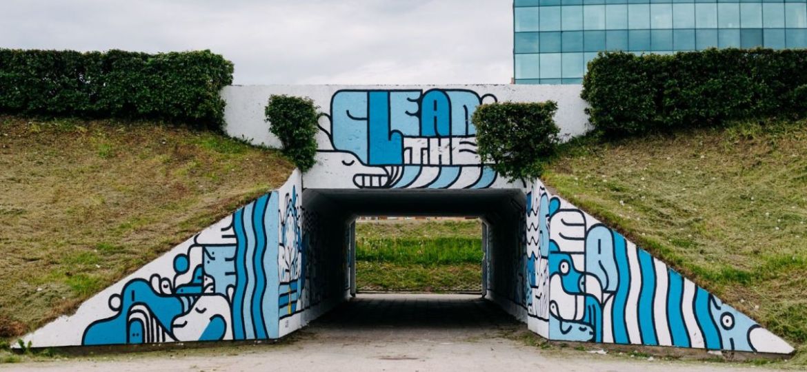 Graffiti "Jūroje"