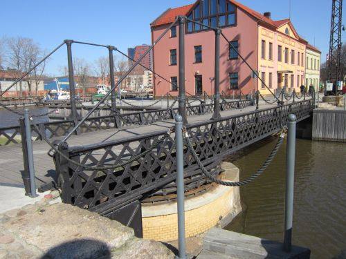 Pasukamas tiltas, 2013 m.