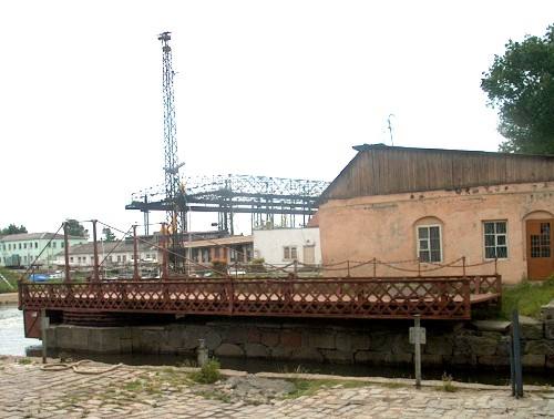 Die Drehbrücke, 2002.